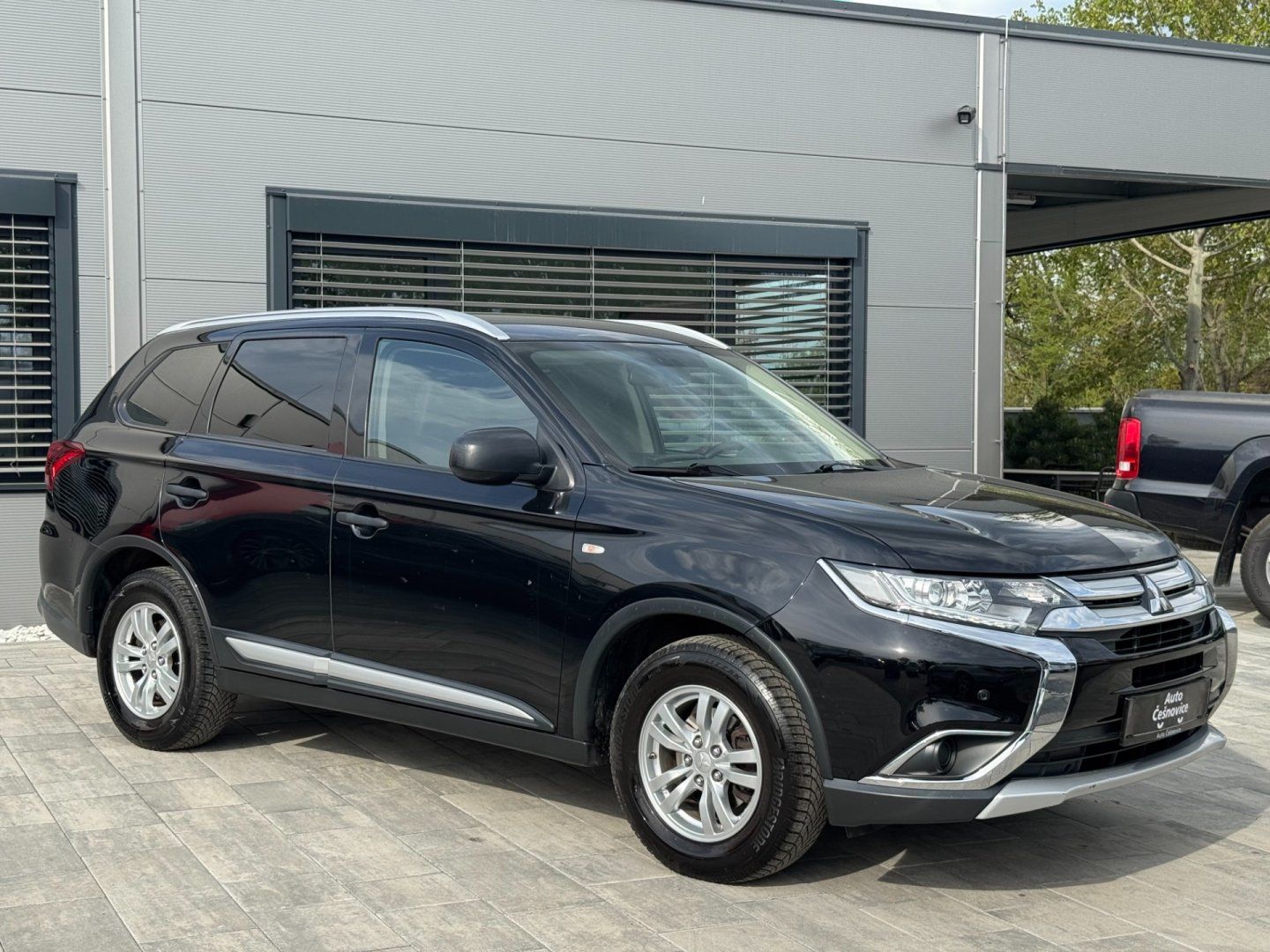 Mitsubishi Outlander, Invite 2.0i MIVEC - fotka 3