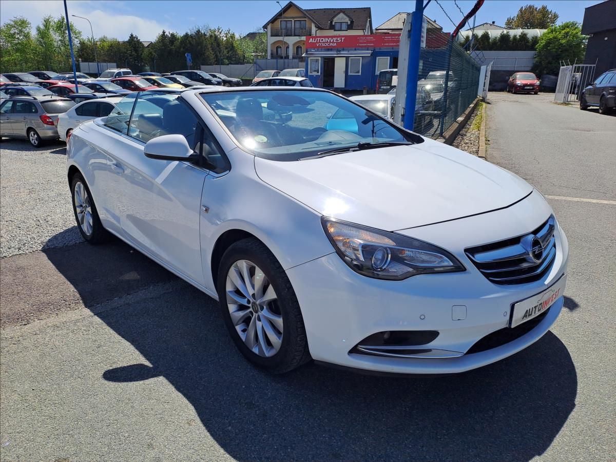 Opel Cascada, 2,0 CDTI 121kW KABRIOLET - fotka 2
