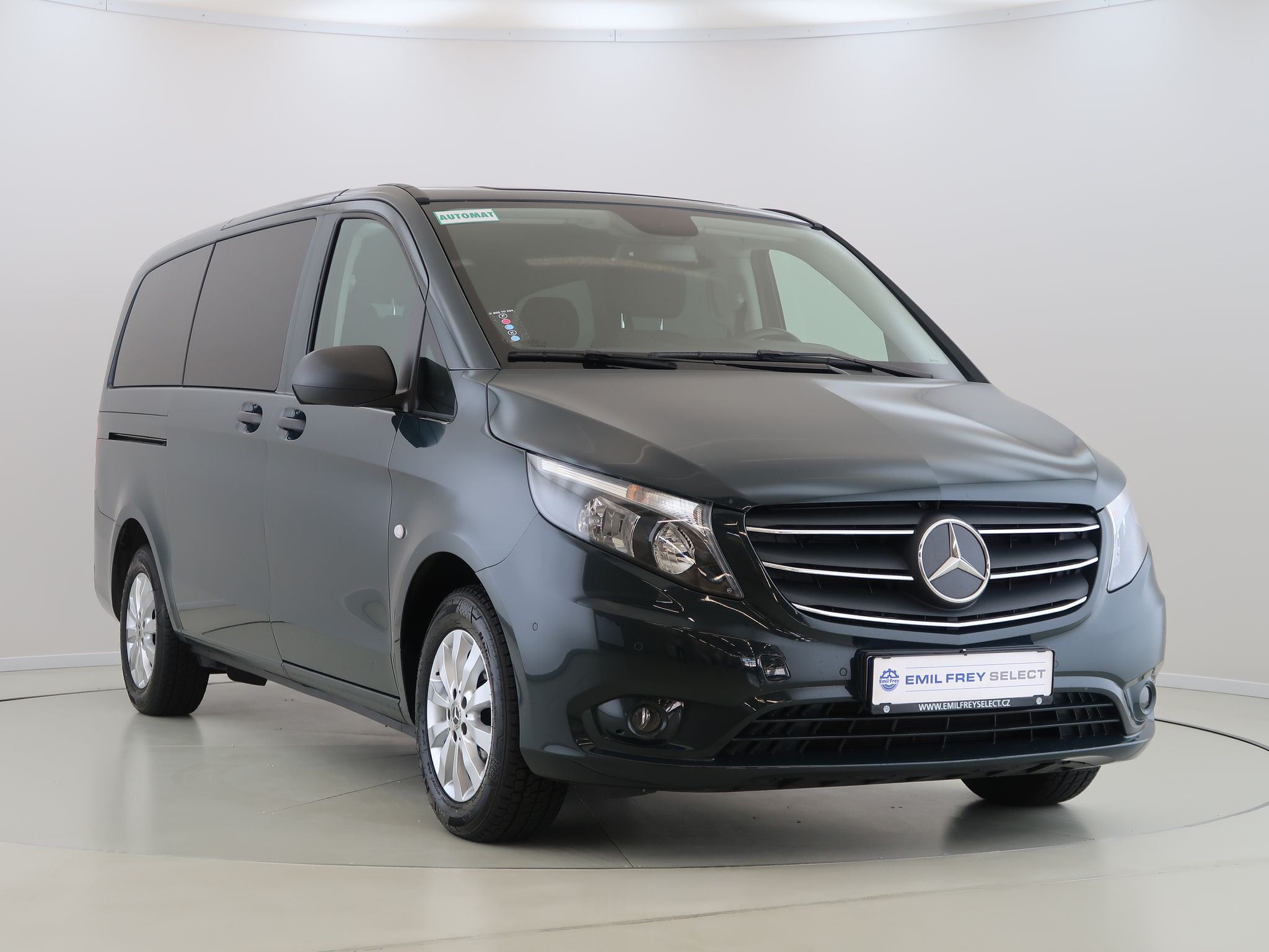 Mercedes-Benz Vito, 2.0CDI,1Maj,FamilyTourerLong - fotka 3
