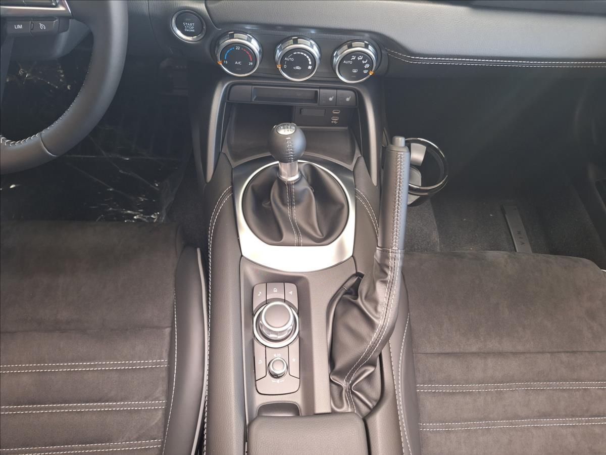 Mazda MX-5, 1.5 2ST G 132k 6MT RWD Homura - fotka 6