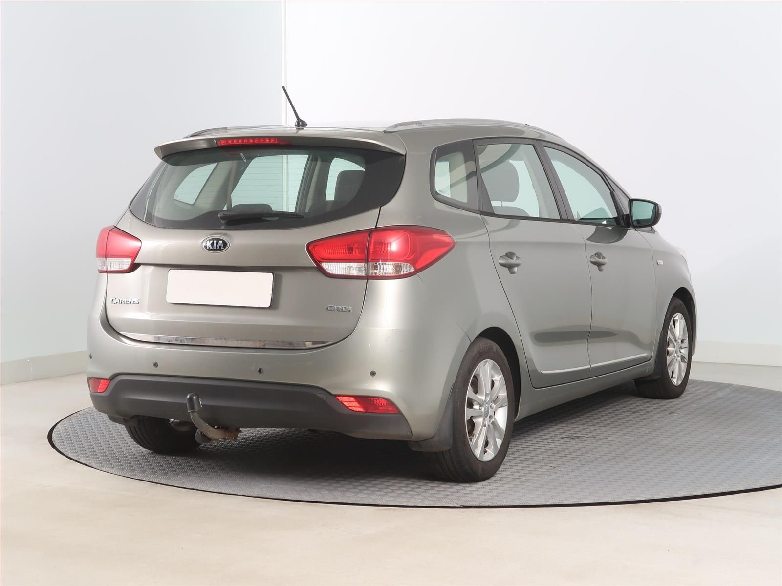 Kia Carens, 1.7 CRDi, Tempomat - fotka 5