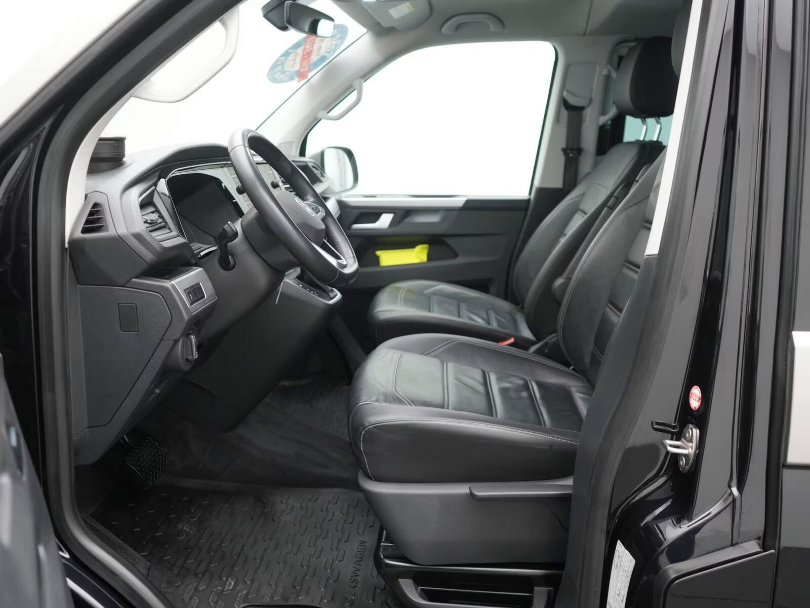 Volkswagen Multivan, T6.1 2.0 TDI 4M Comfortline - fotka 6