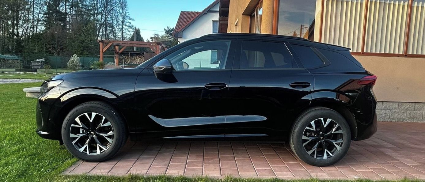 Cupra Terramar, 1.5 eTsi 110kw DSG 14000km - fotka 2