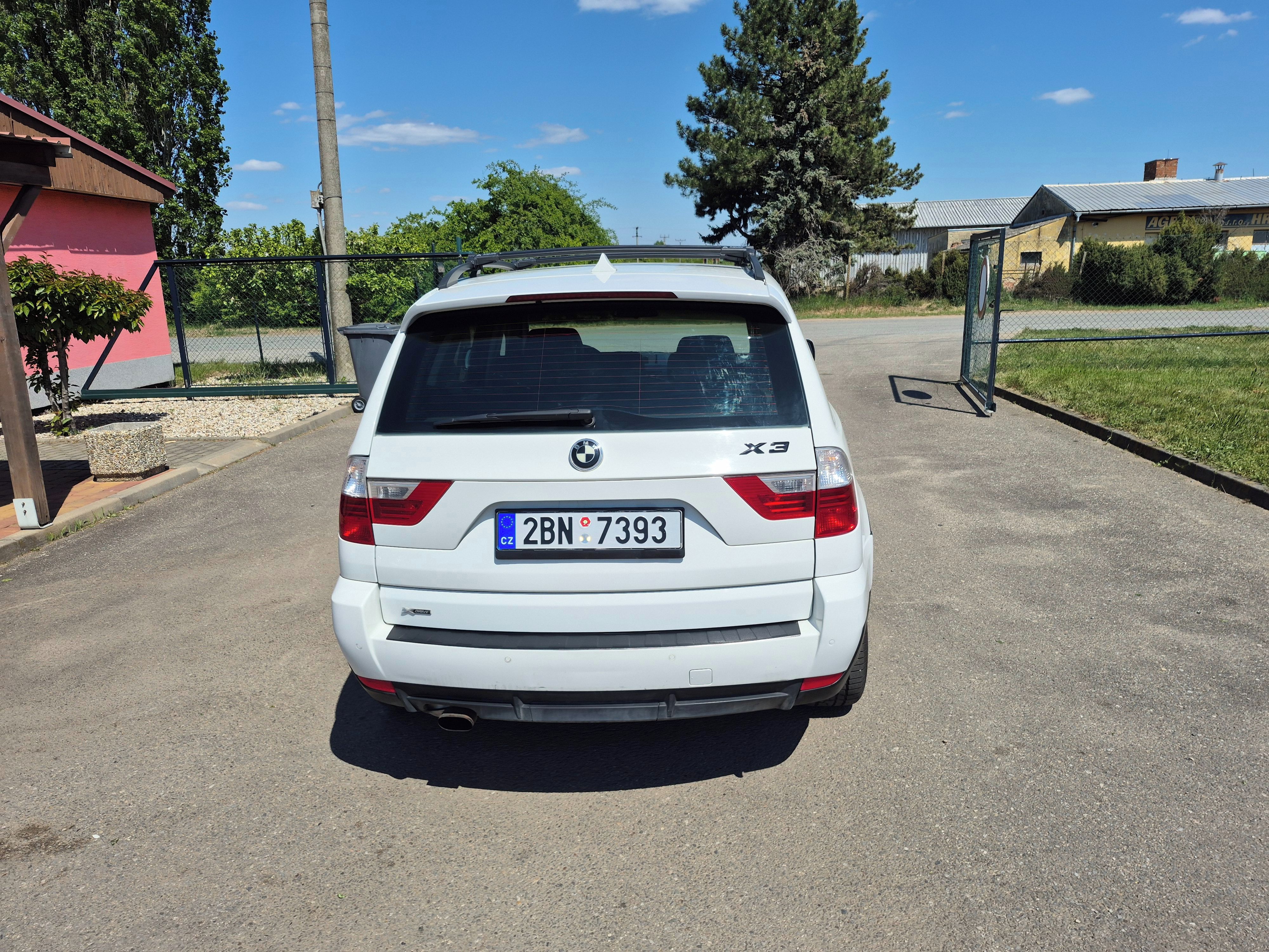 BMW X3, xDrive, 18D, 105kW - fotka 5