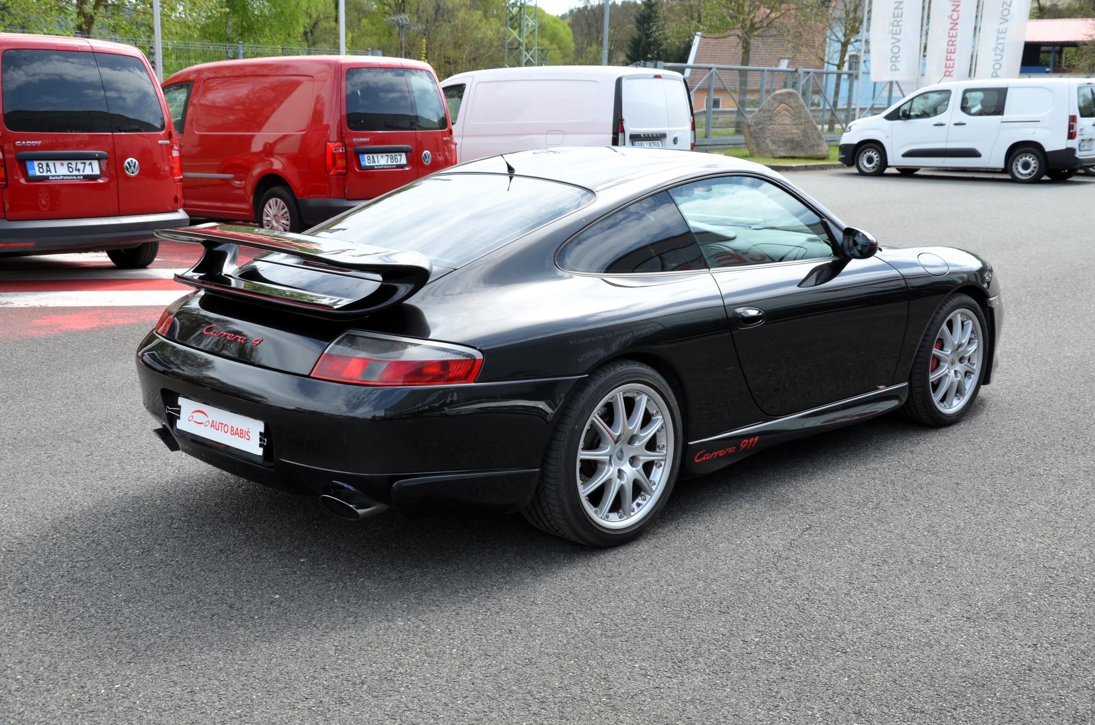 Porsche 911, Carrera 4  motor po GO - fotka 5