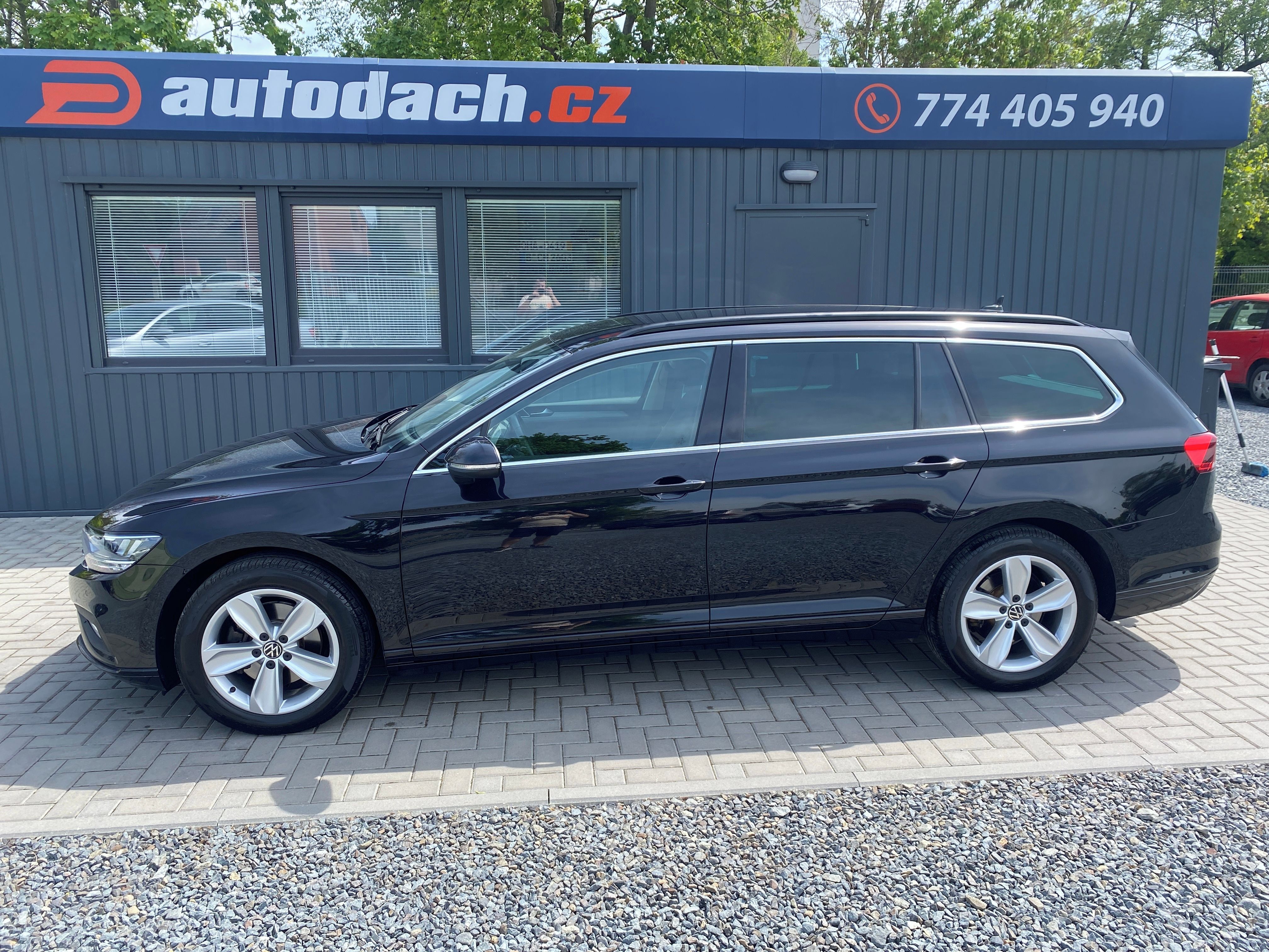 Volkswagen Passat, 2.0TSI140kW-1xMAJ.-LED-DSG-ACC