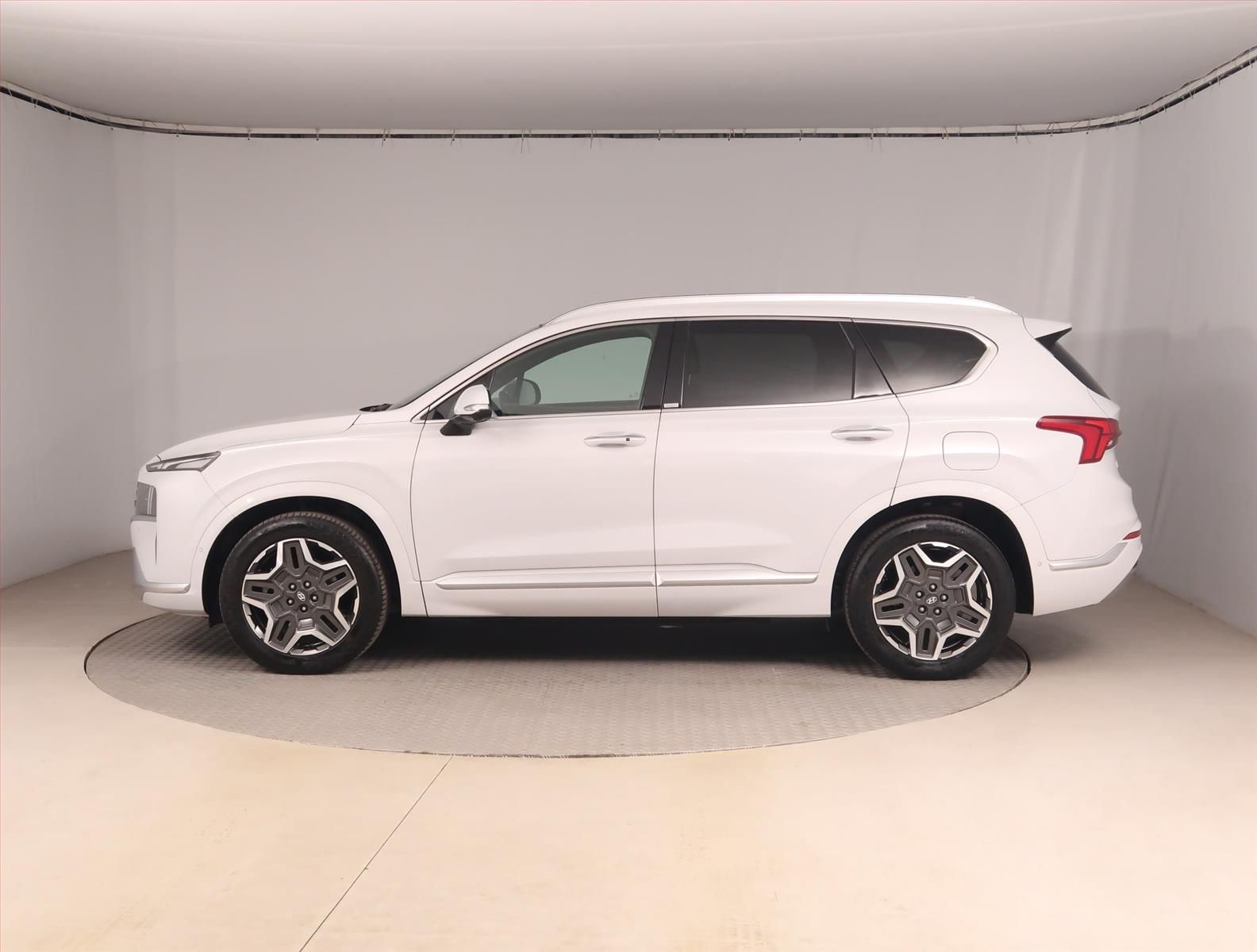 Hyundai Santa Fe, Hybrid, 4X4, Automat - fotka 3