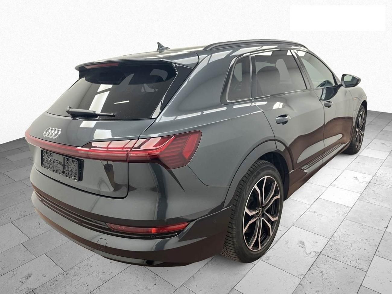 Audi e-tron, 55 QUATTRO 300kw 21ALU - fotka 4