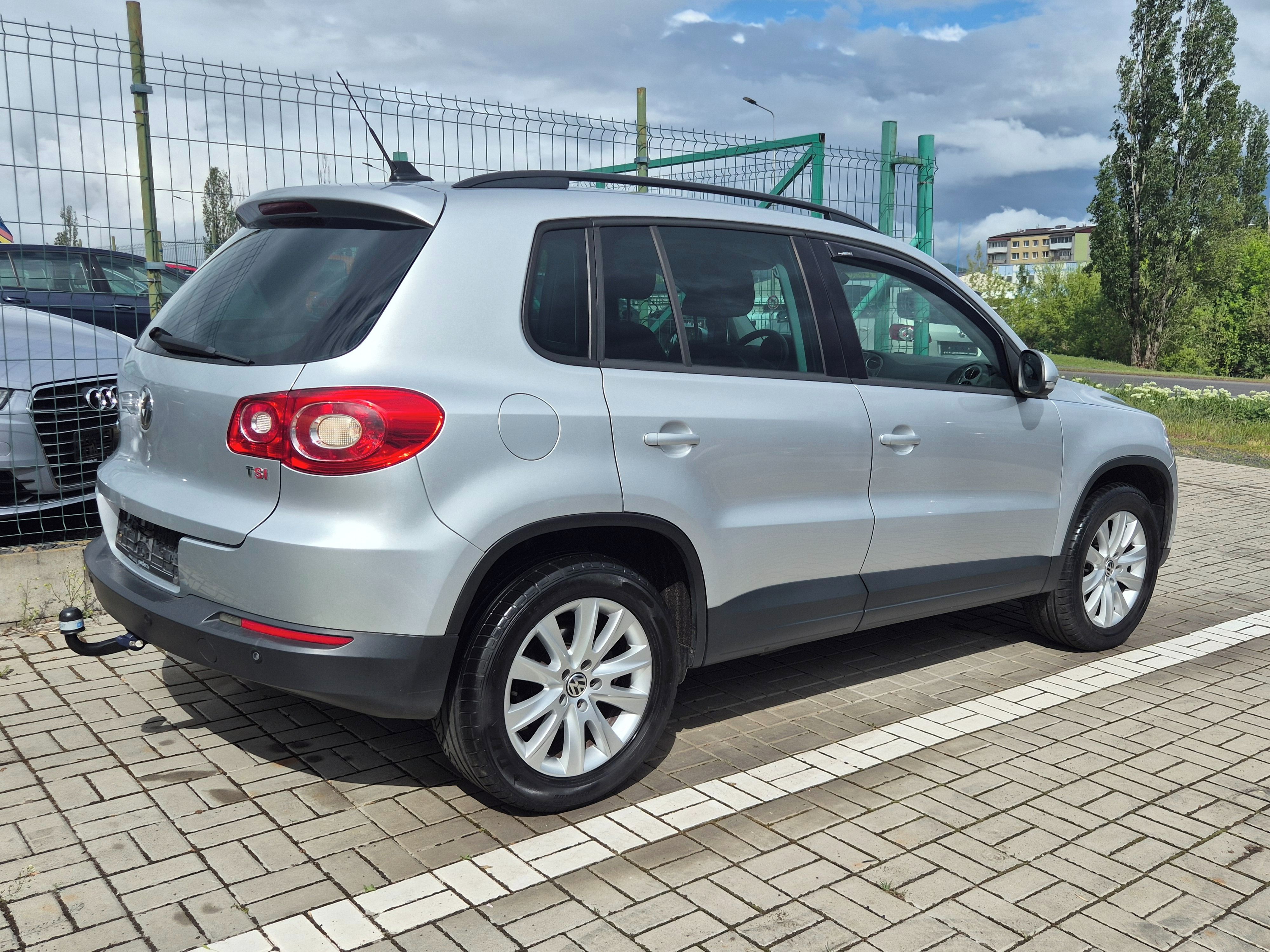Volkswagen Tiguan, 1.4 TSI  -  XENONY - SERVISKA - fotka 5