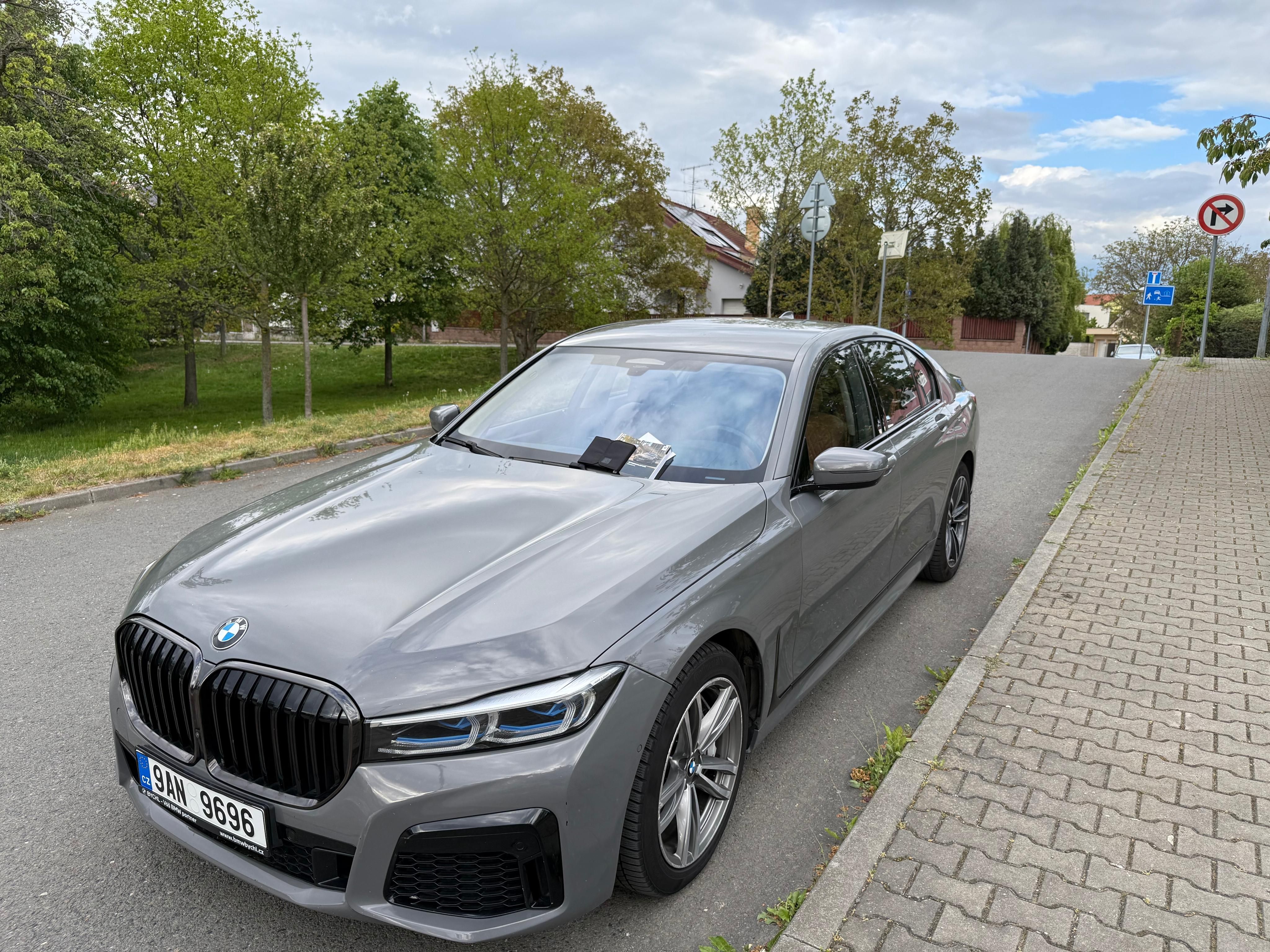 BMW Řada 7, BMW 750i M-pak velmi bohat.výb