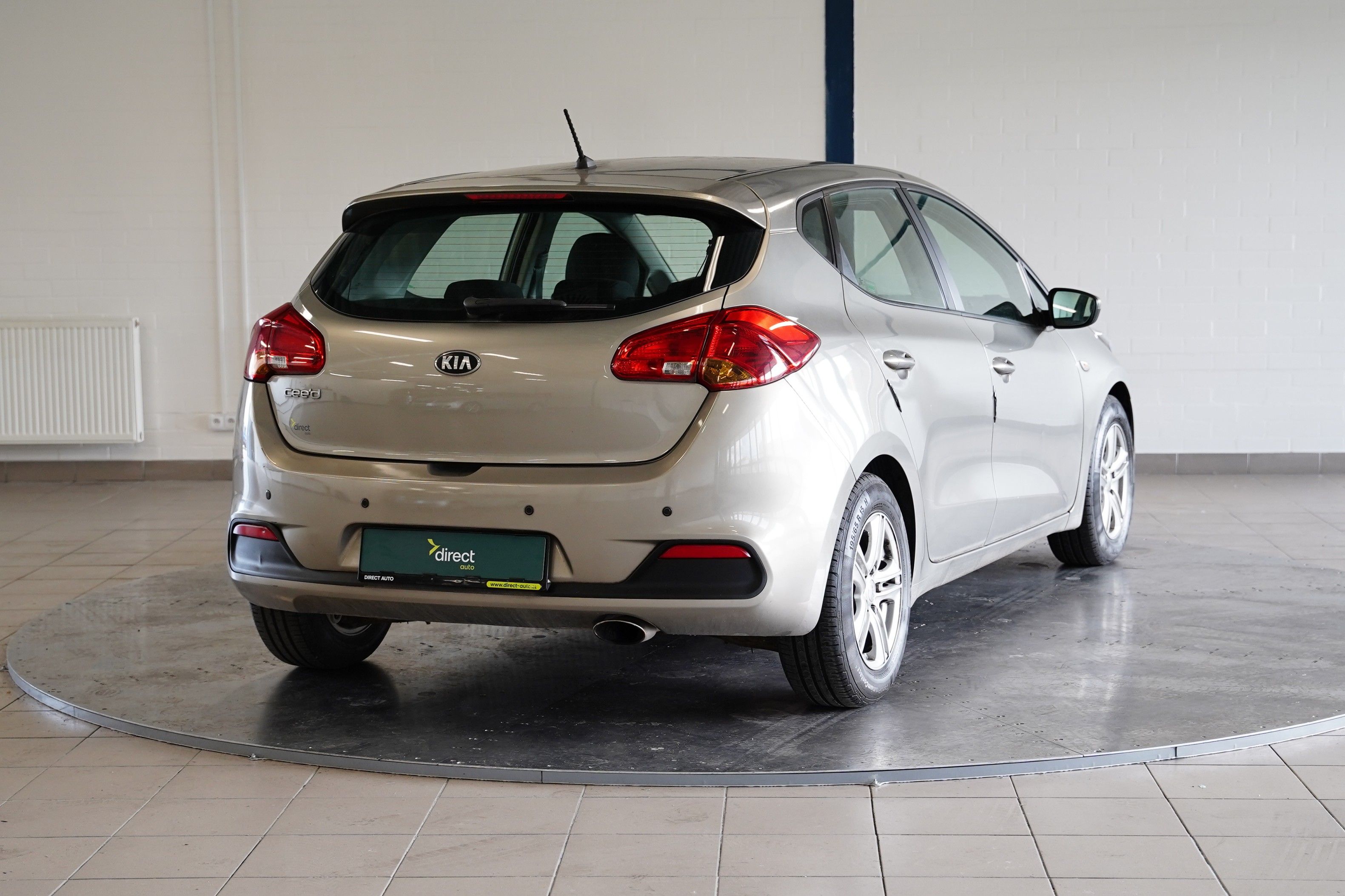 Kia Cee´d, 1.6 GDI 99 kW - fotka 2