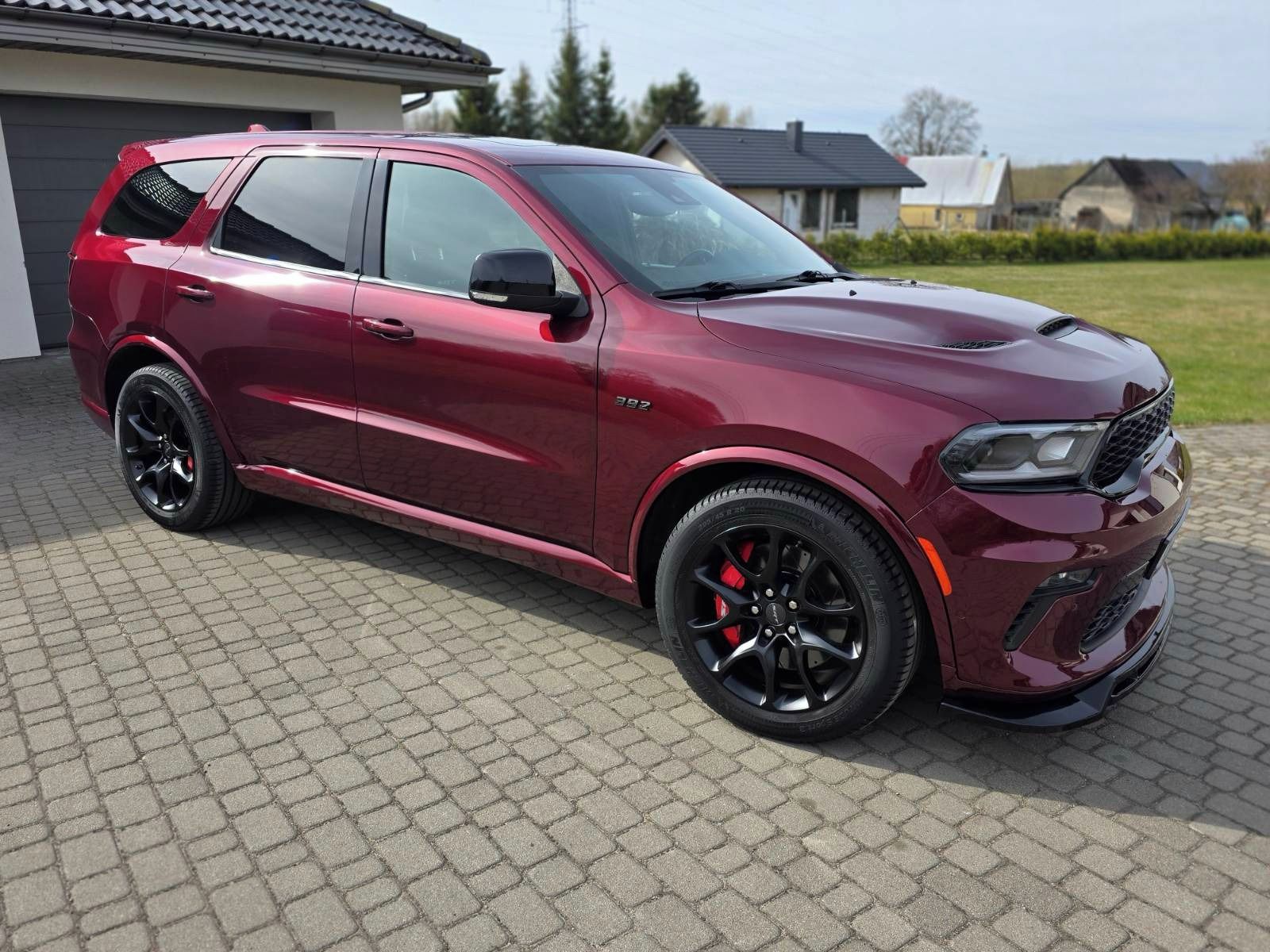 Dodge Durango, 6.4 SRT full výbava