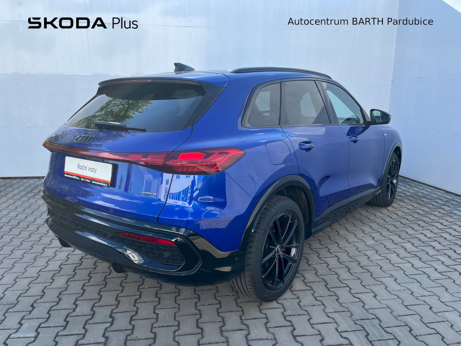 Audi Q5, 2,0 TDI / 150 kW / Quattro / S - fotka 2