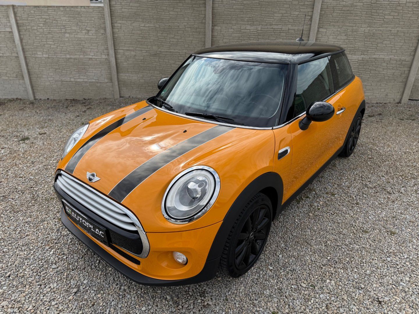 Mini Cooper, 1.5 i 100KW Edition - fotka 3