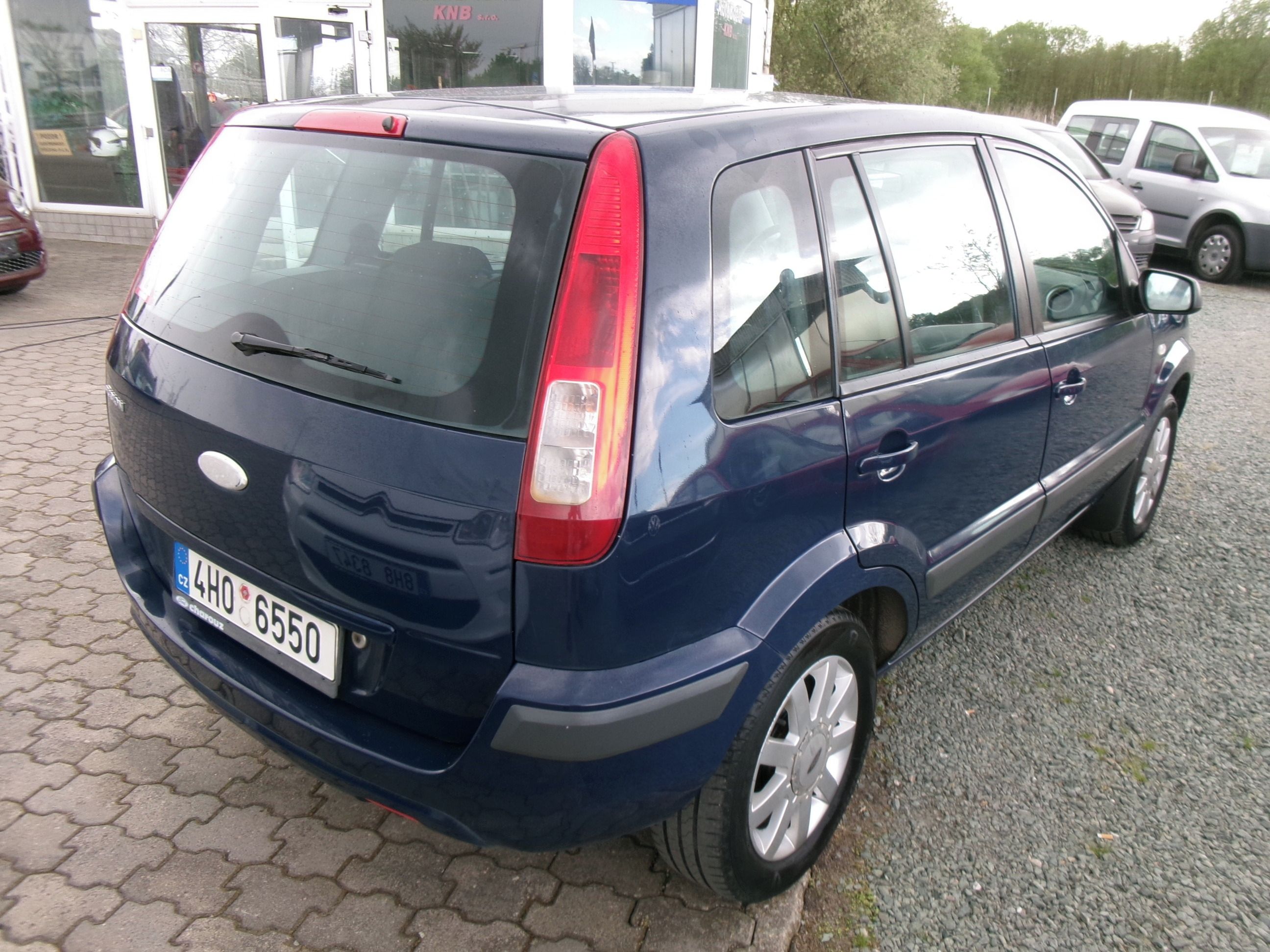 Ford Fusion, 1.4i 1.maj.CZ,2x kola - fotka 6