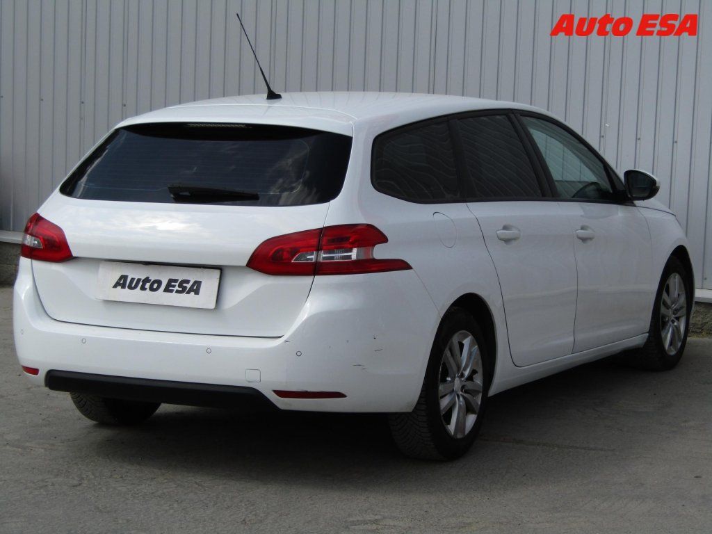 Peugeot 308, 1.6 HDi,navi,autoAC - fotka 4