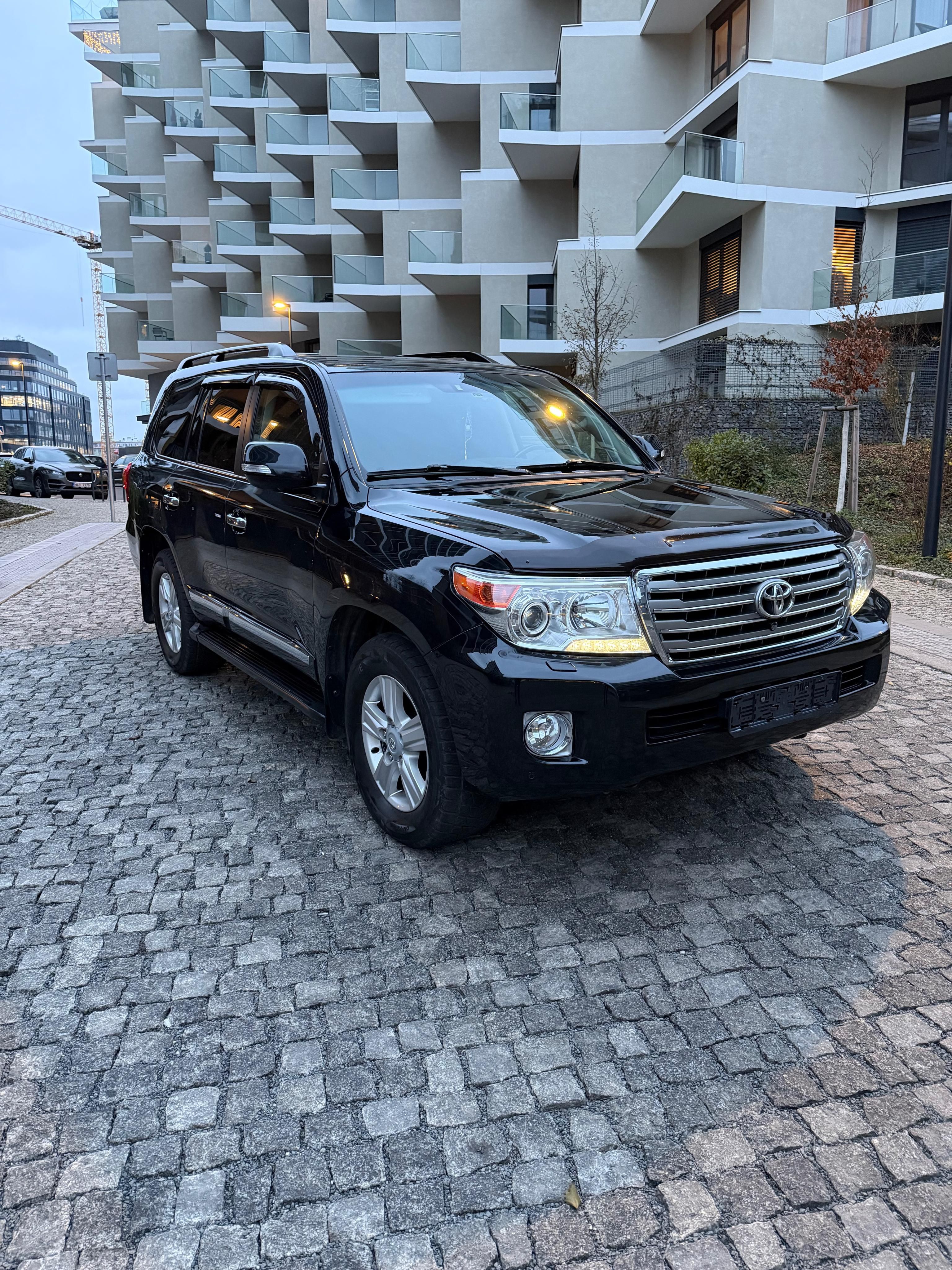 Toyota Land Cruiser, 200 4.5 TDI W8 - fotka 4