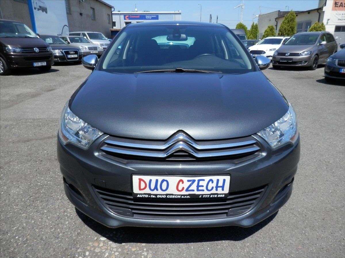Citroën C4, 1,2 PT 96kW Pure Tech  VÝBAVA! - fotka 2