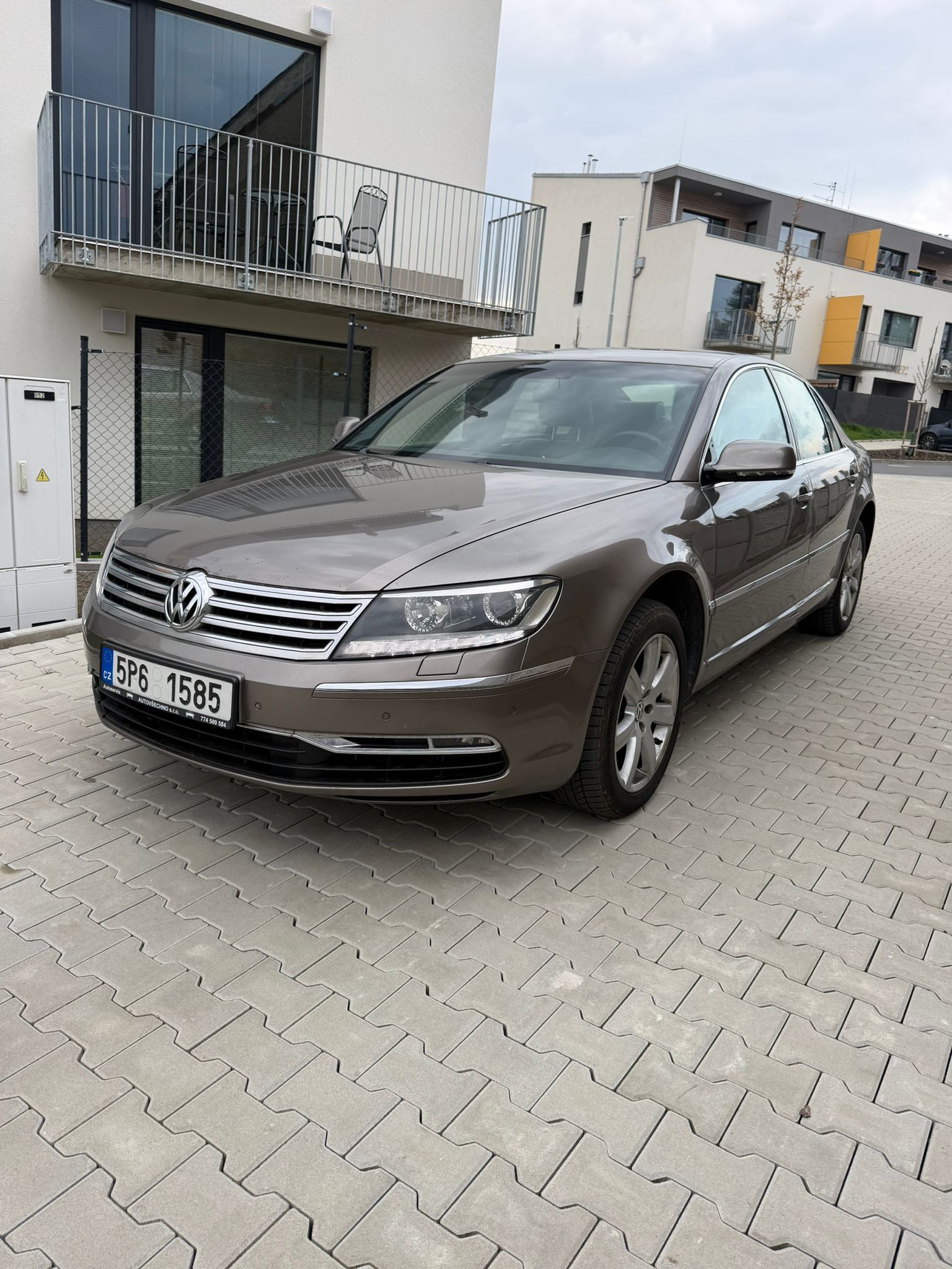 Volkswagen Phaeton, 3.0 TDI V6 TOP STAV - fotka 2