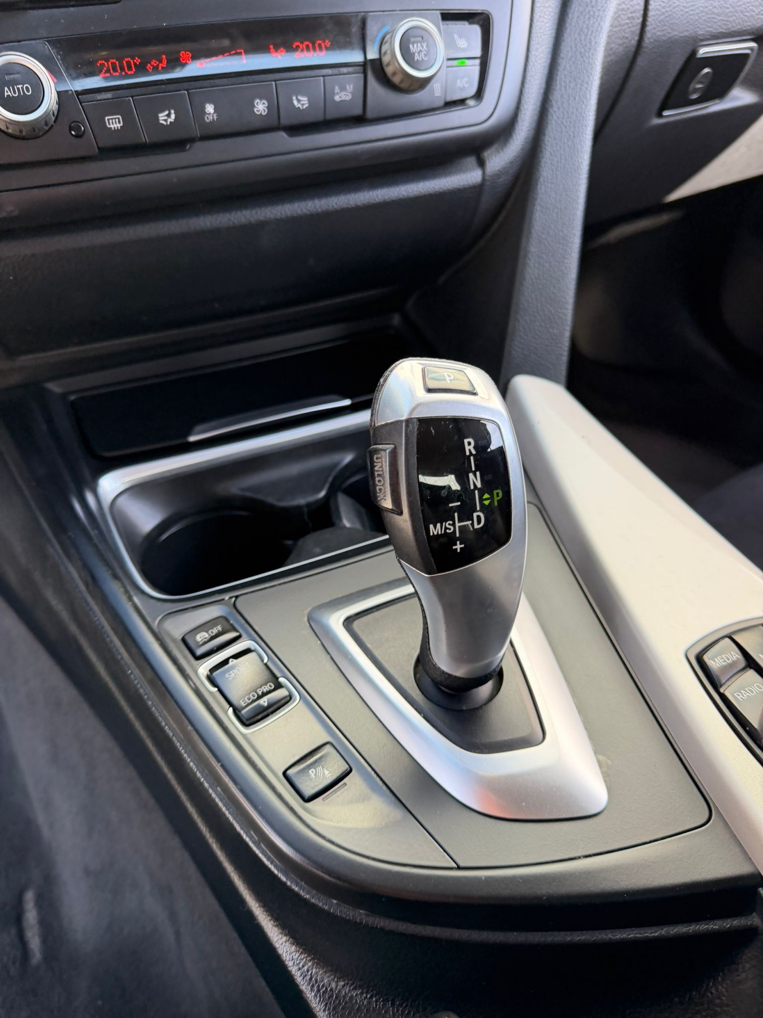 BMW Řada 4, 430 GT M paket 190 kW - fotka 6