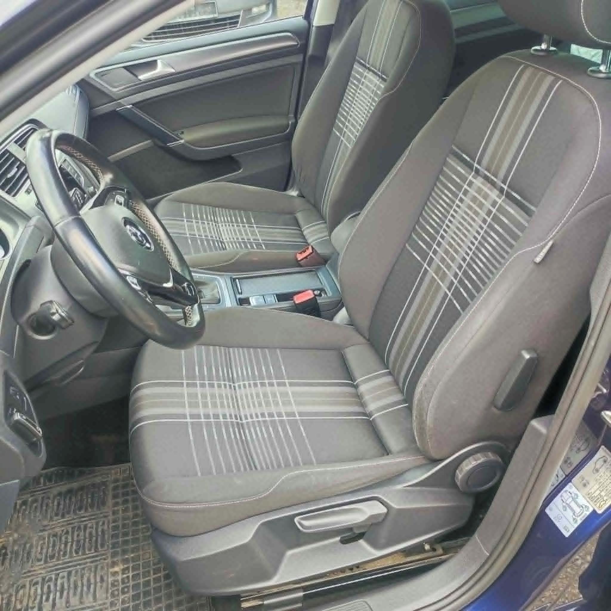 Volkswagen Golf, 1.4 Tsi 110KW LOUNGE BEZ KOROZ - fotka 5