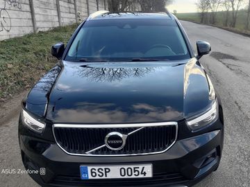 VOLVO XC40 AWD 145kW