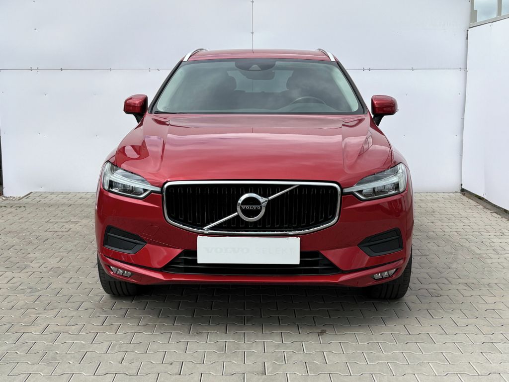 Volvo XC60, Momentum Pro B4 184kW - fotka 2