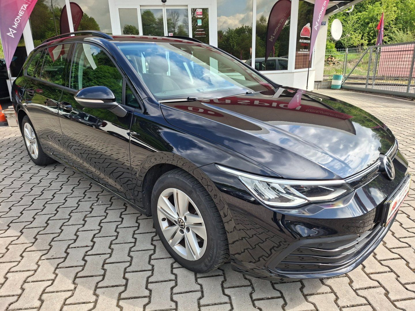 Volkswagen Golf, 1.0eTSI 81kW DSG -VÝBAVA-LED