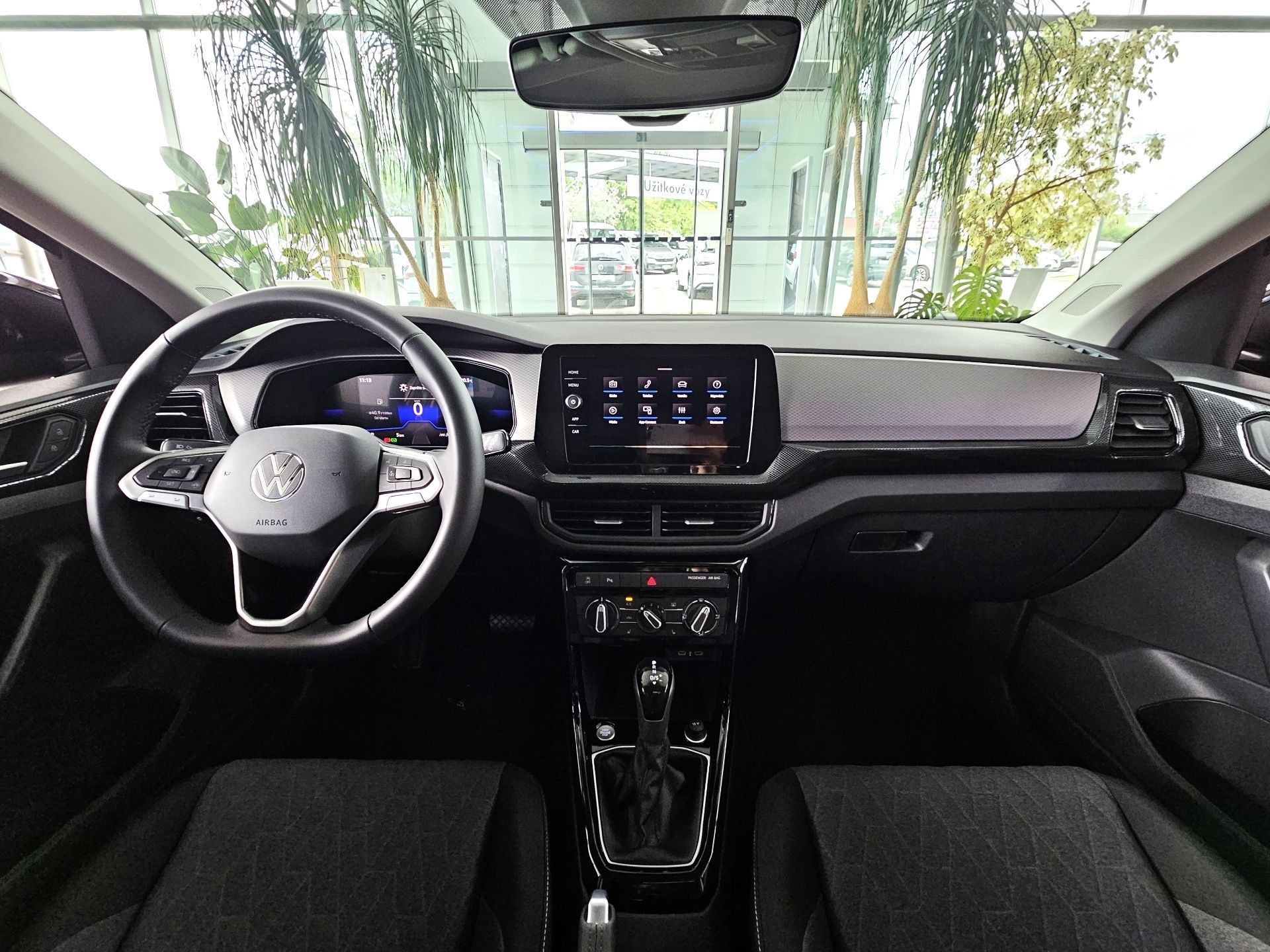 Volkswagen T-Cross, PEOPLE 1.0 TSI 85 kW 7DSG - fotka 6