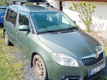 1.4i 63kW-KLIMA, Serviska, Box