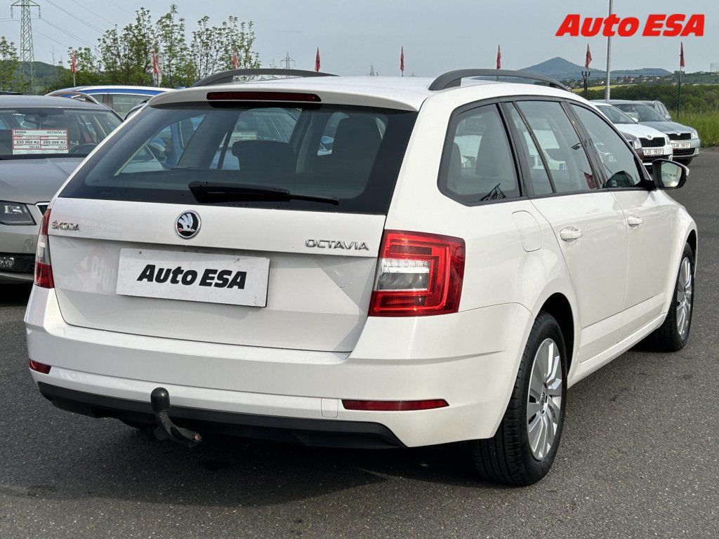 Škoda Octavia, 1.6 TDi - fotka 4