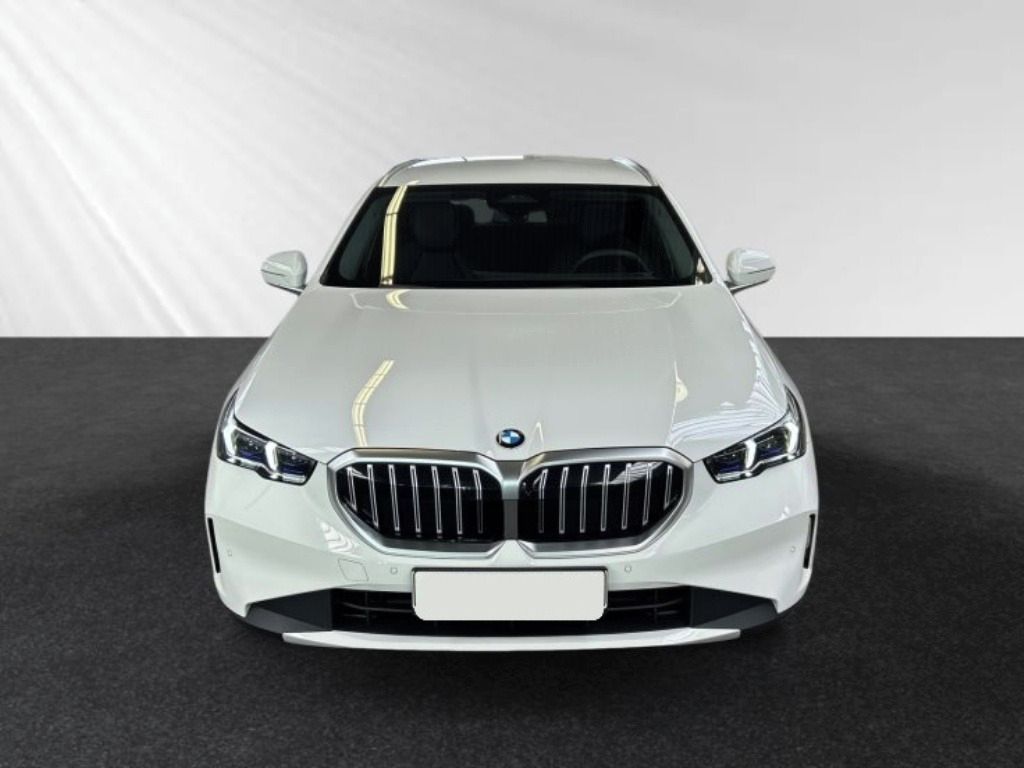 BMW Řada 5, 520 i Touring*Kůže*360° kamera - fotka 3