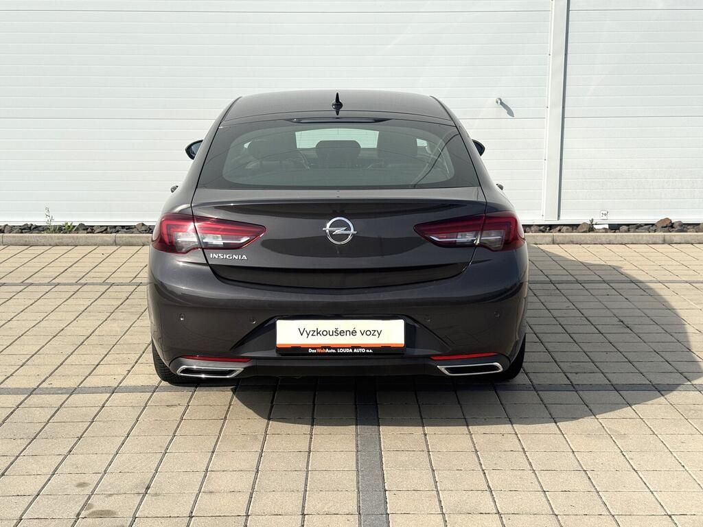 Opel Insignia, Elegance grand sport 2.0 cdti - fotka 6