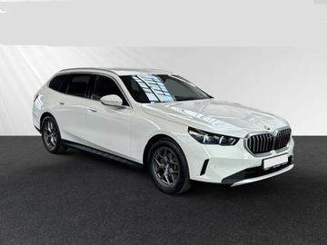 520 i Touring*Kůže*360° kamera