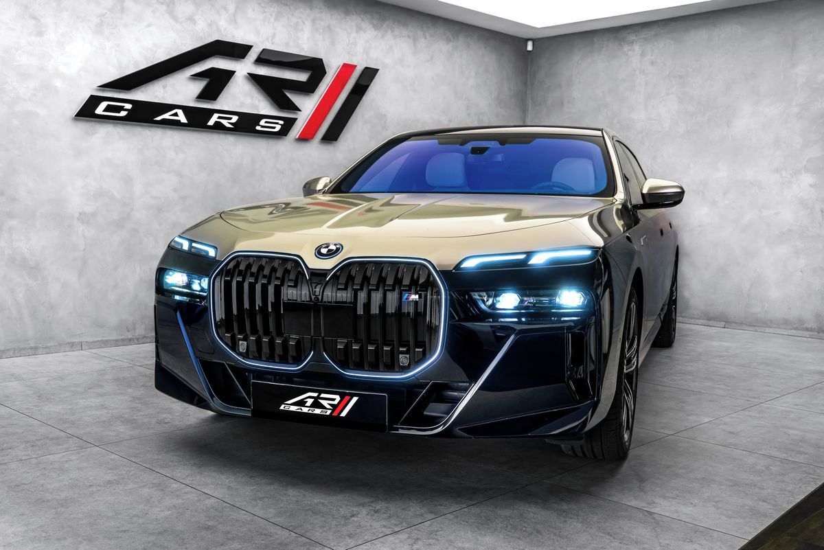 BMW, 60 M-Sport Individual Theatre - fotka 3