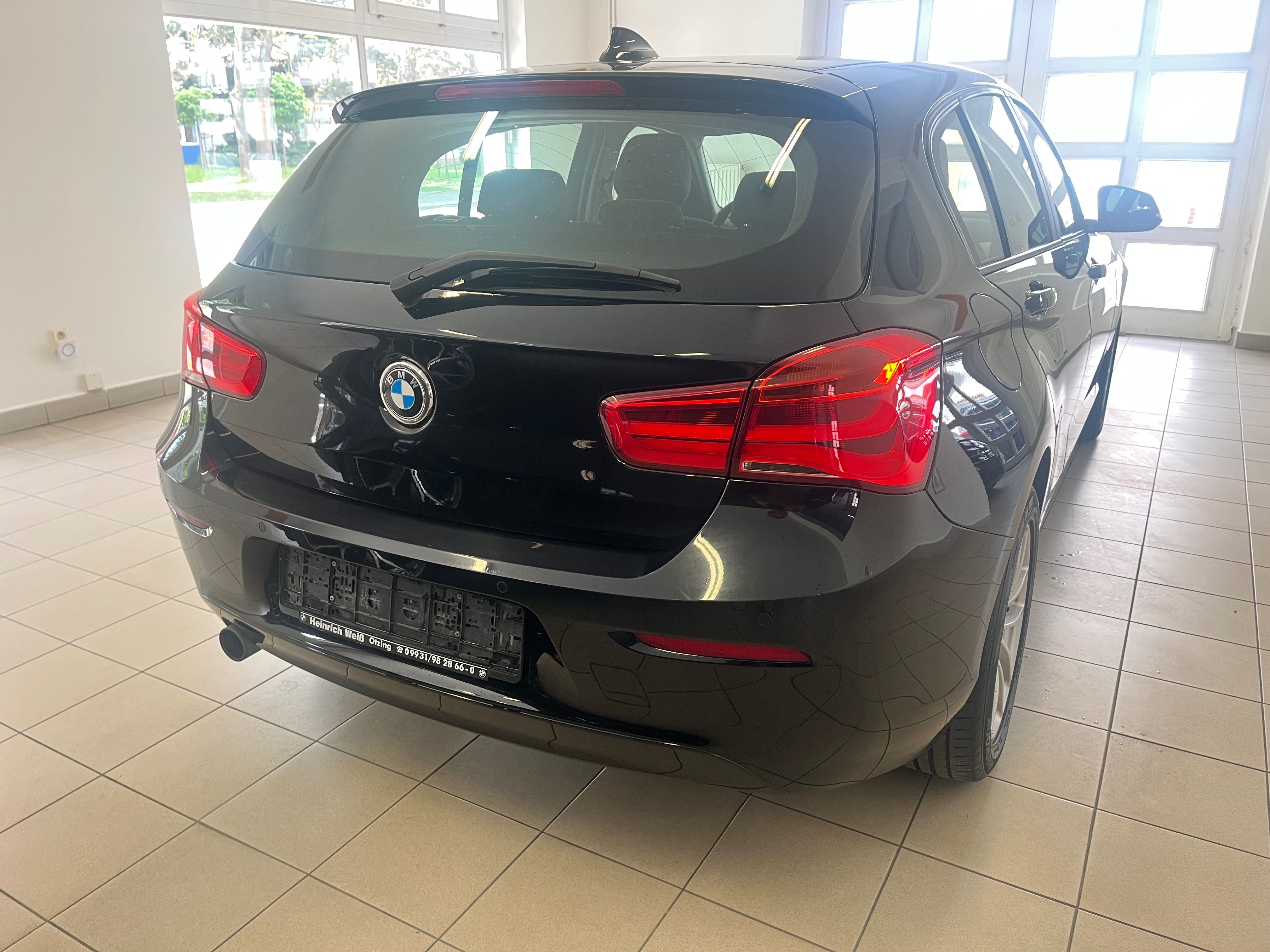 BMW Řada 1, 116i   F20  Facelift - fotka 6