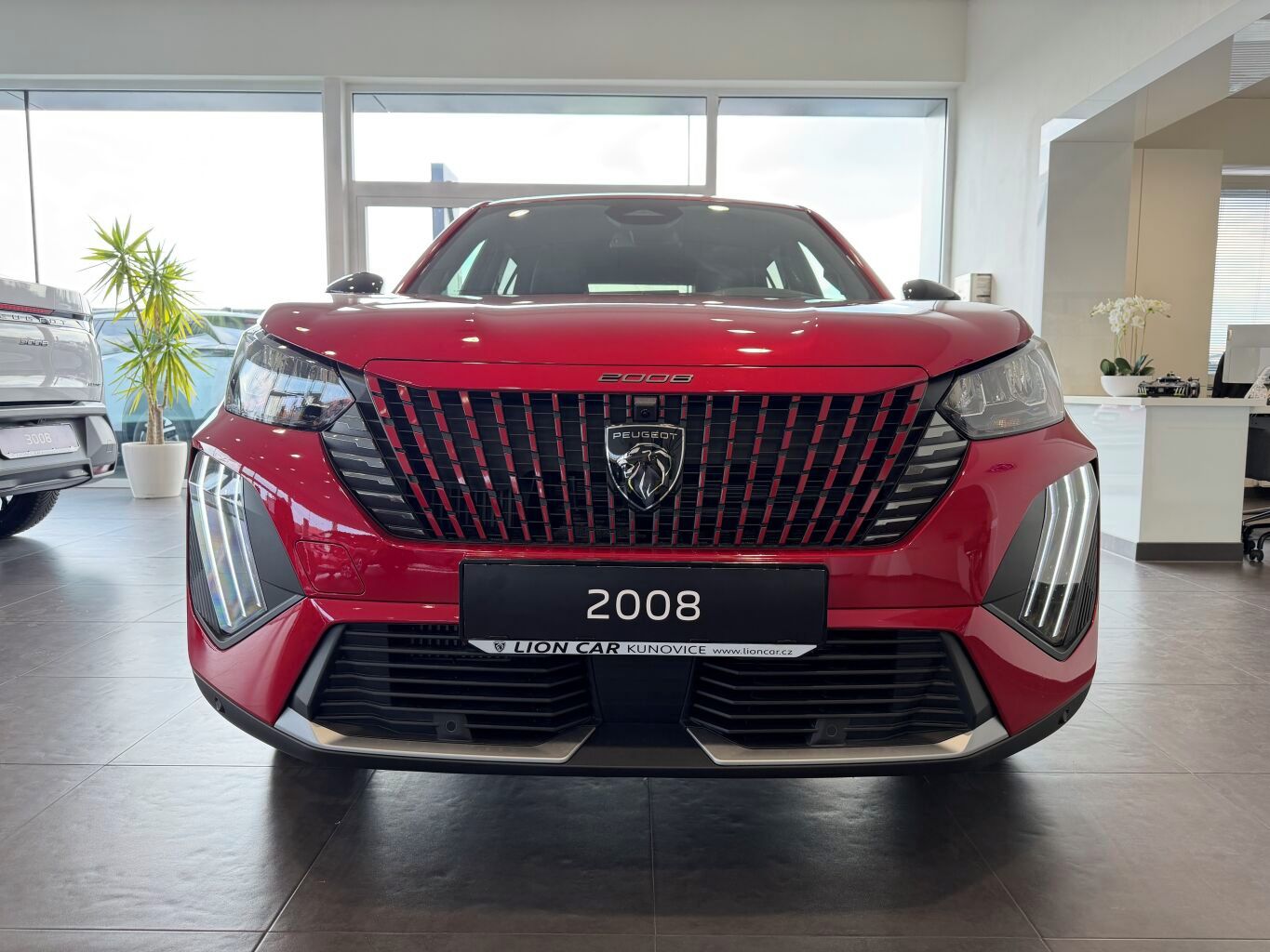 Peugeot 2008, Allure Turbo 100 koní - fotka 3
