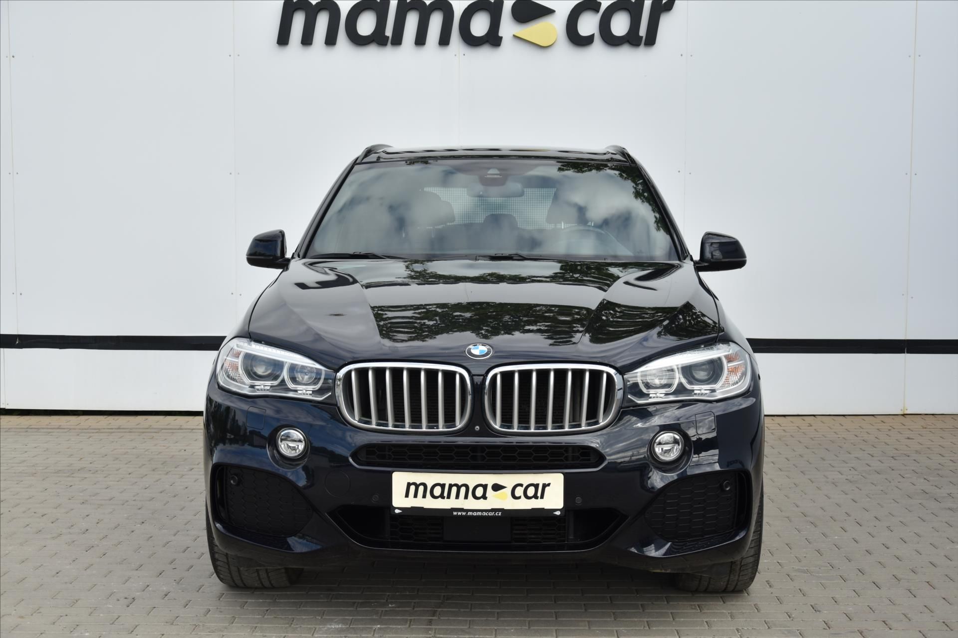 BMW X5, xDrive 40d 230kW MPAKET ČR - fotka 2