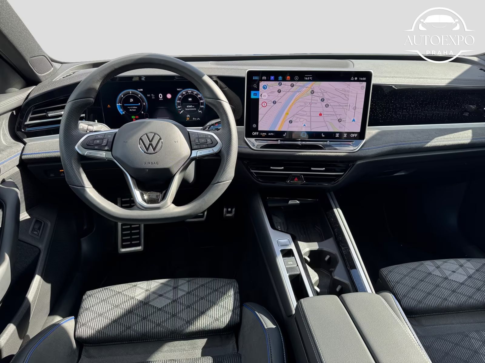 Volkswagen Passat Variant, 2.0TDI DSG R-Line Black Style - fotka 5