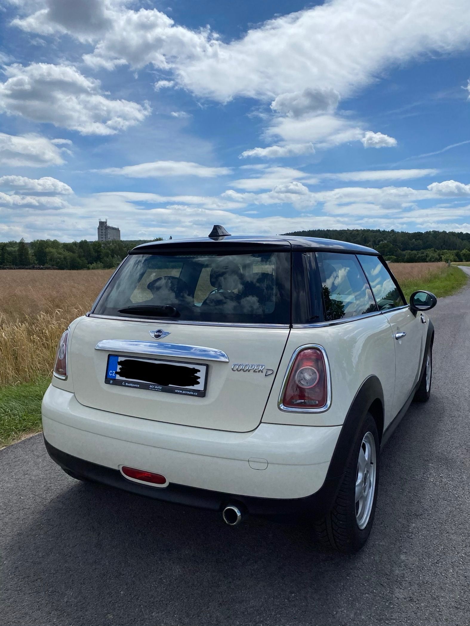 Mini Cooper, Mini Cooper 1.6d - fotka 3