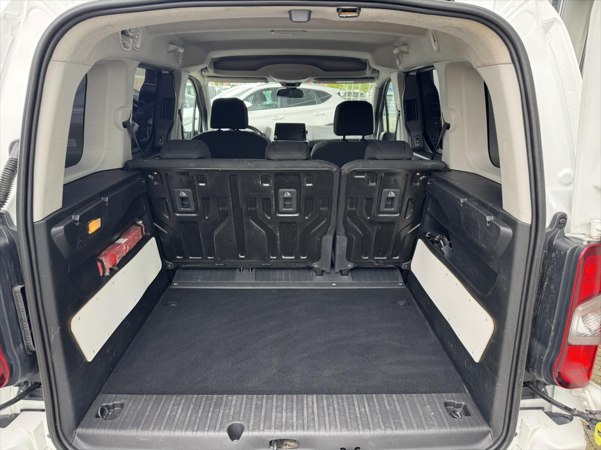 Opel Combo, 1,5 TDCi, ELEGANCE, 5 míst - fotka 6