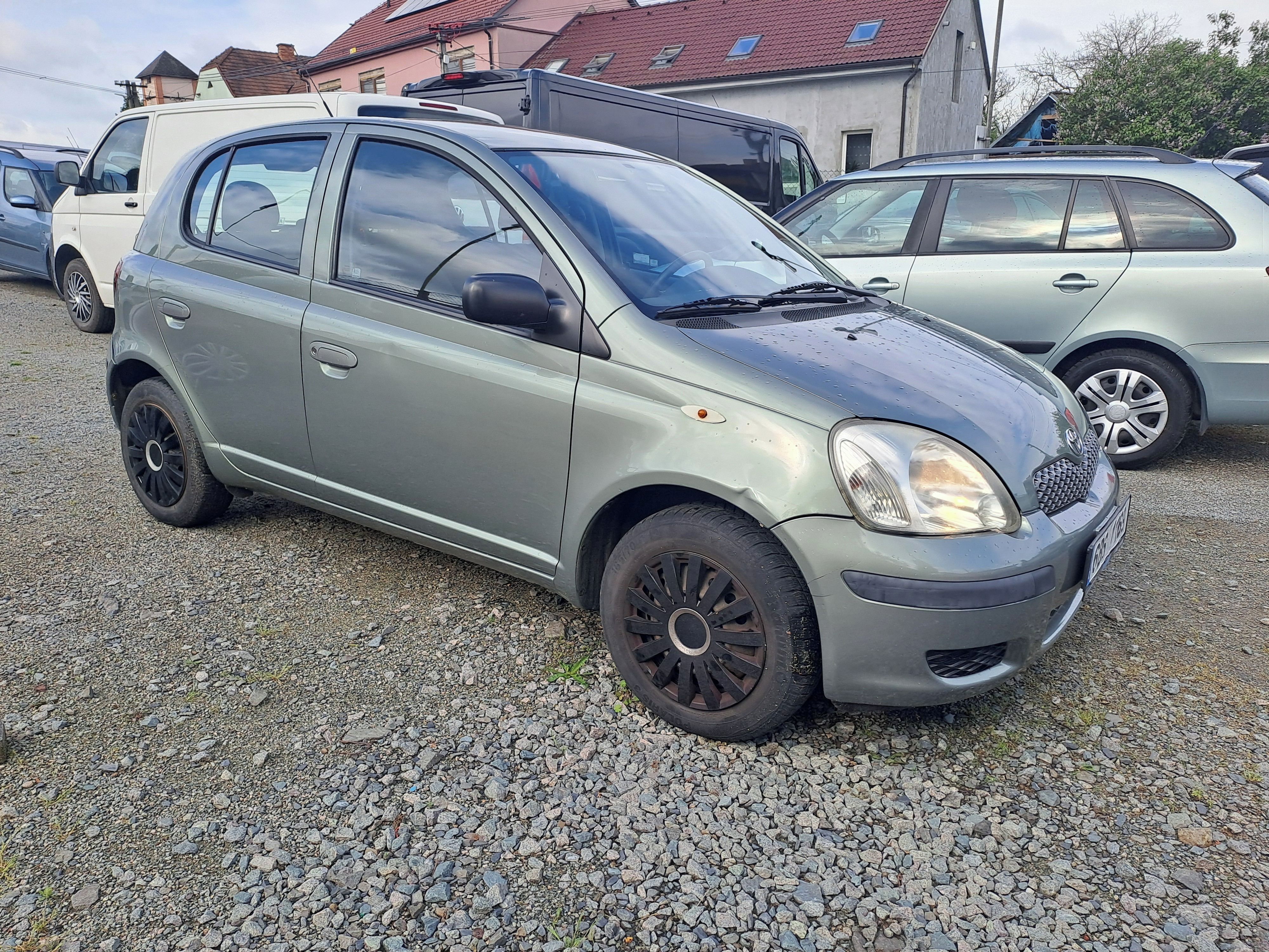 Toyota Yaris, 65374 KM - fotka 4