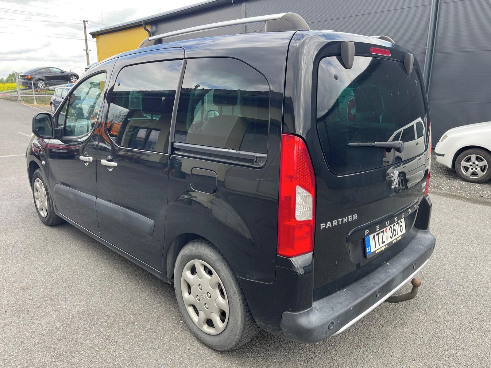 Peugeot Partner, 1.6HDI, 82 kw, klima, serviska - fotka 4