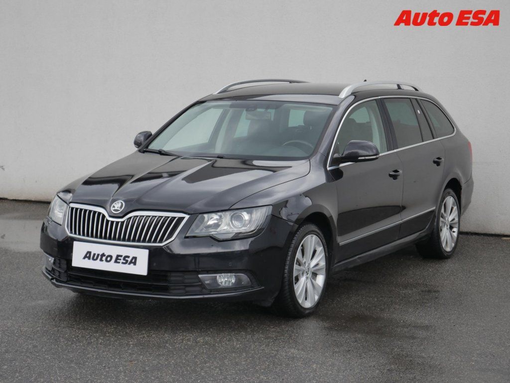 Škoda Superb, 2.0 TDi - fotka 3