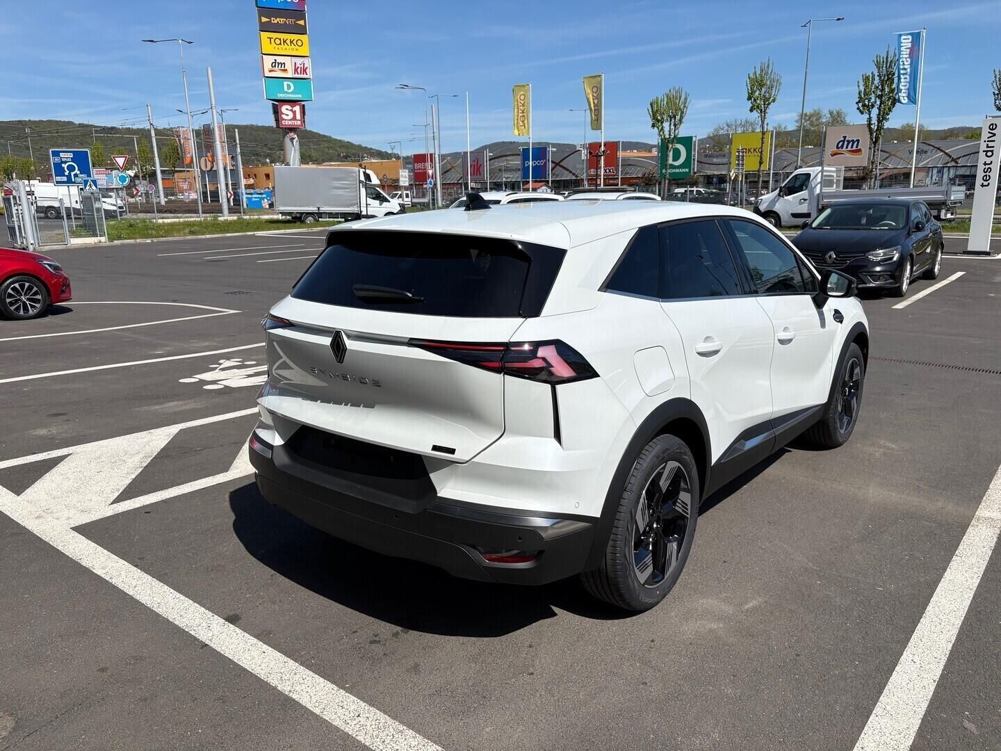 Renault Symbioz, Techno E-Tech 160 1.8 105 kW - fotka 5