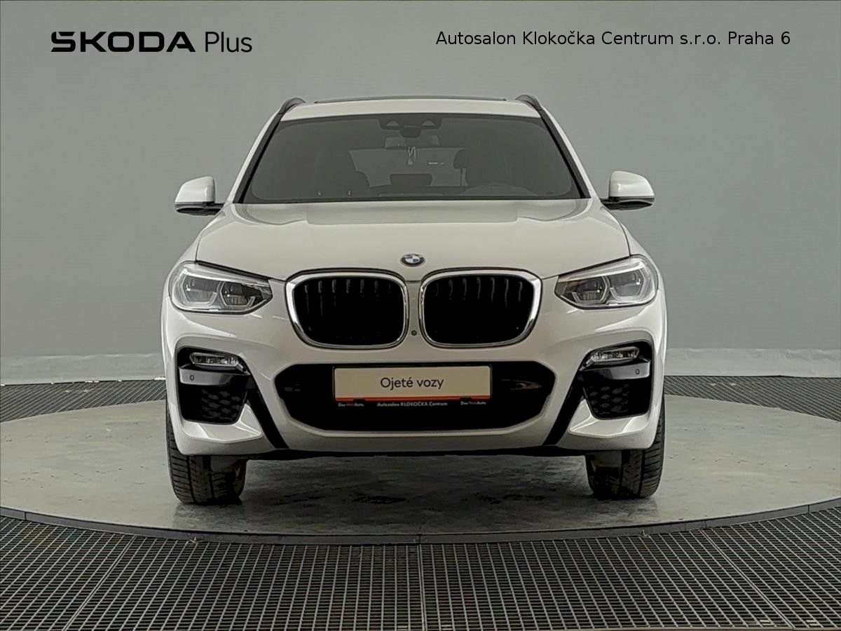 BMW X3, XDrive 20D140 kW M paket Panor - fotka 4