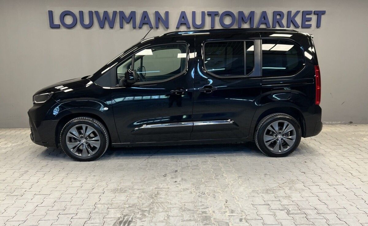 Toyota Proace City Verso, 1,5D Family Short - fotka 3