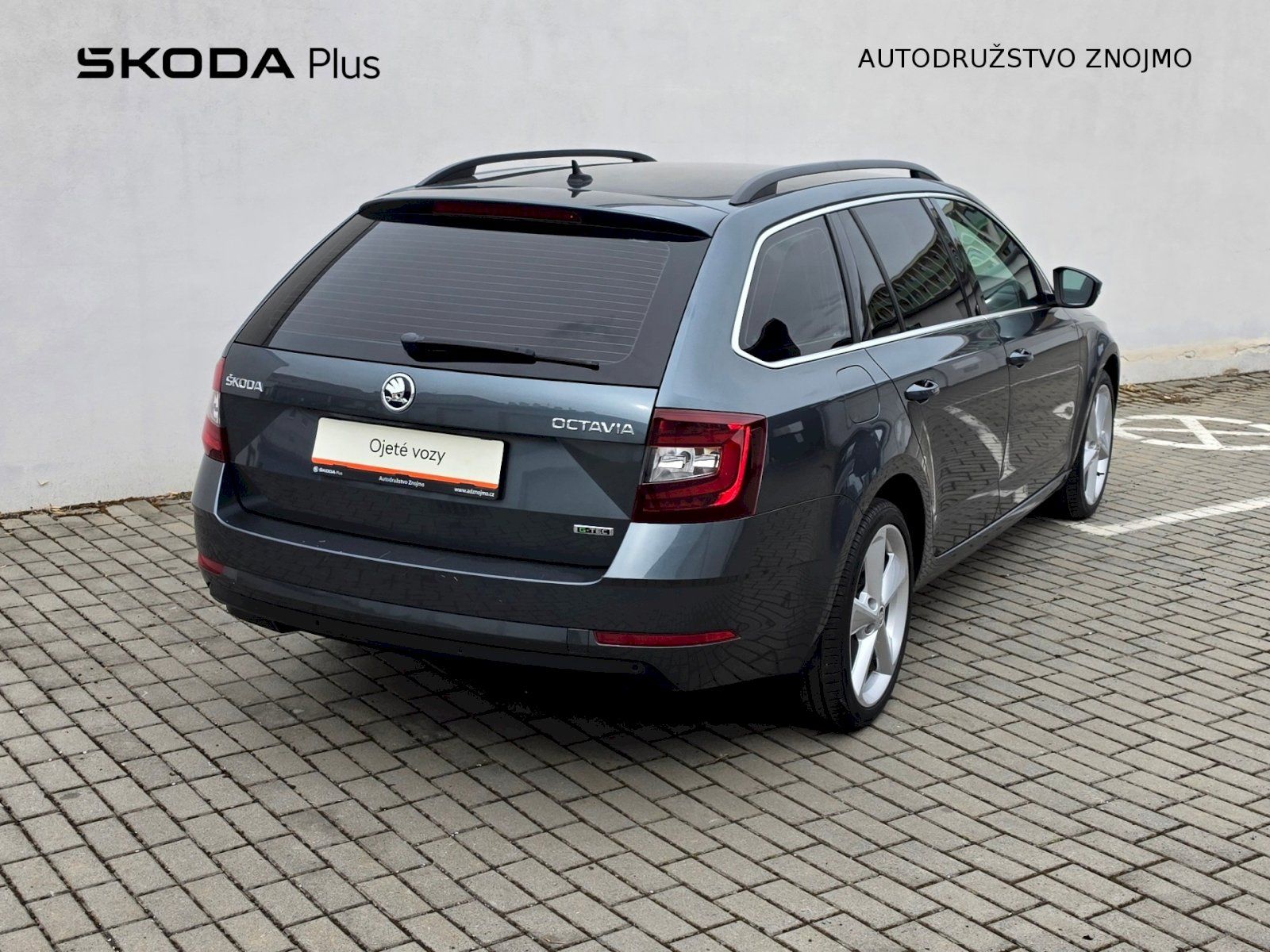 Škoda Octavia, COMBI 1,5TGI 96KW DSG G-TEC ST - fotka 2
