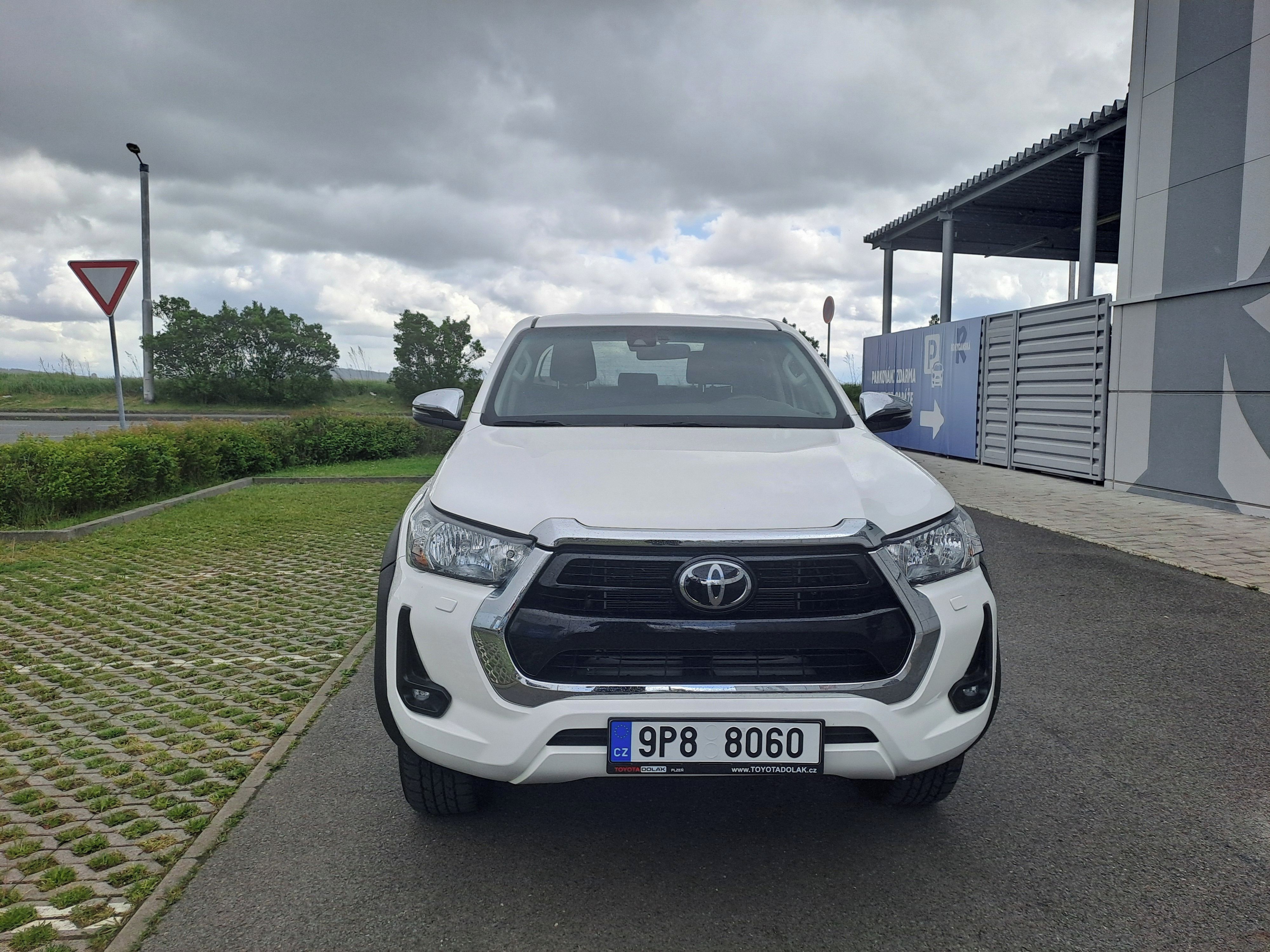 Toyota Hilux - fotka 2