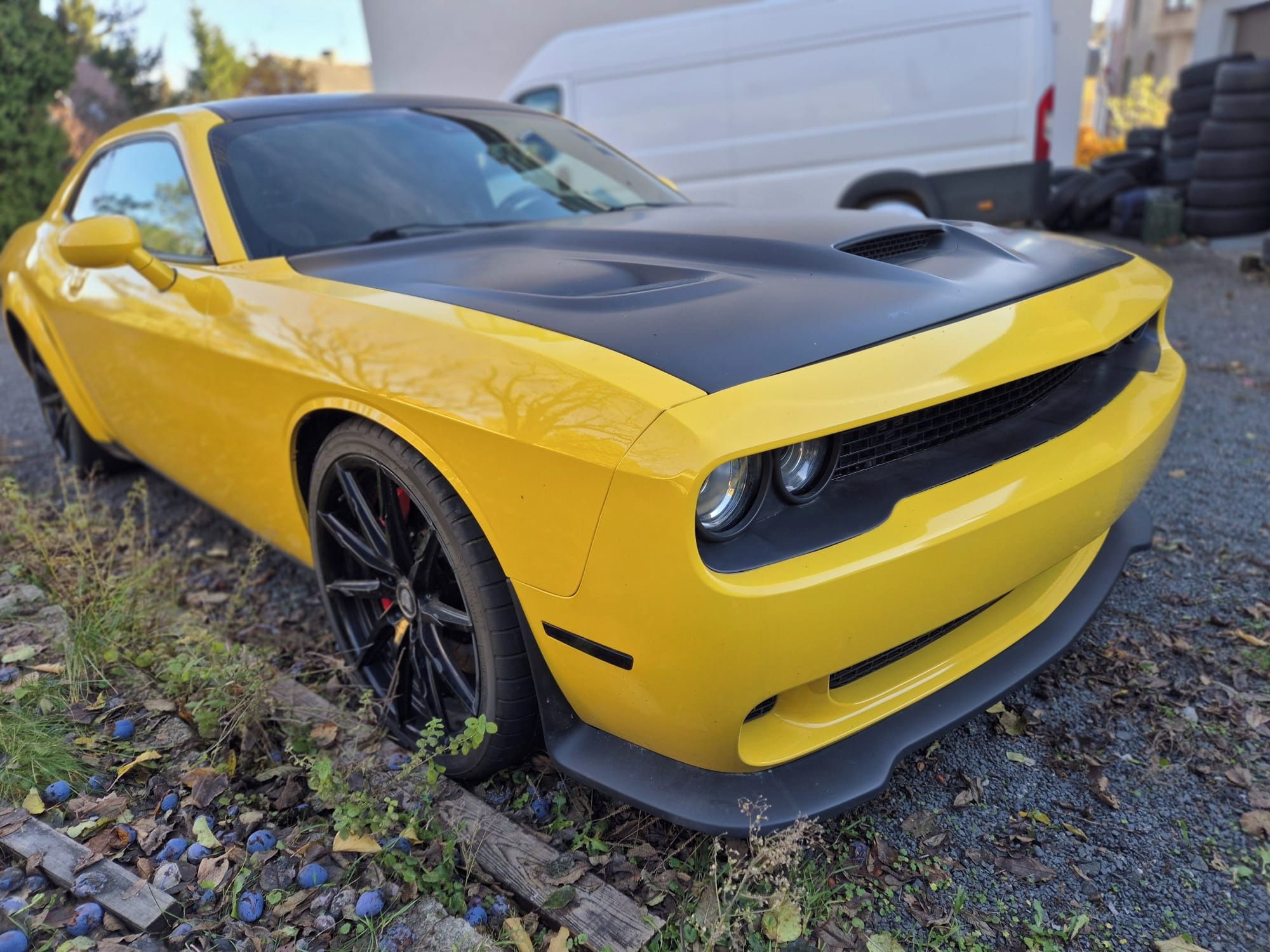 Dodge Challenger, SRT 6,2 Hellcat 717HP - fotka 2
